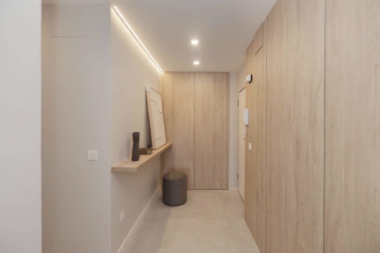 Beachfront flat in Estepona — Bedroom