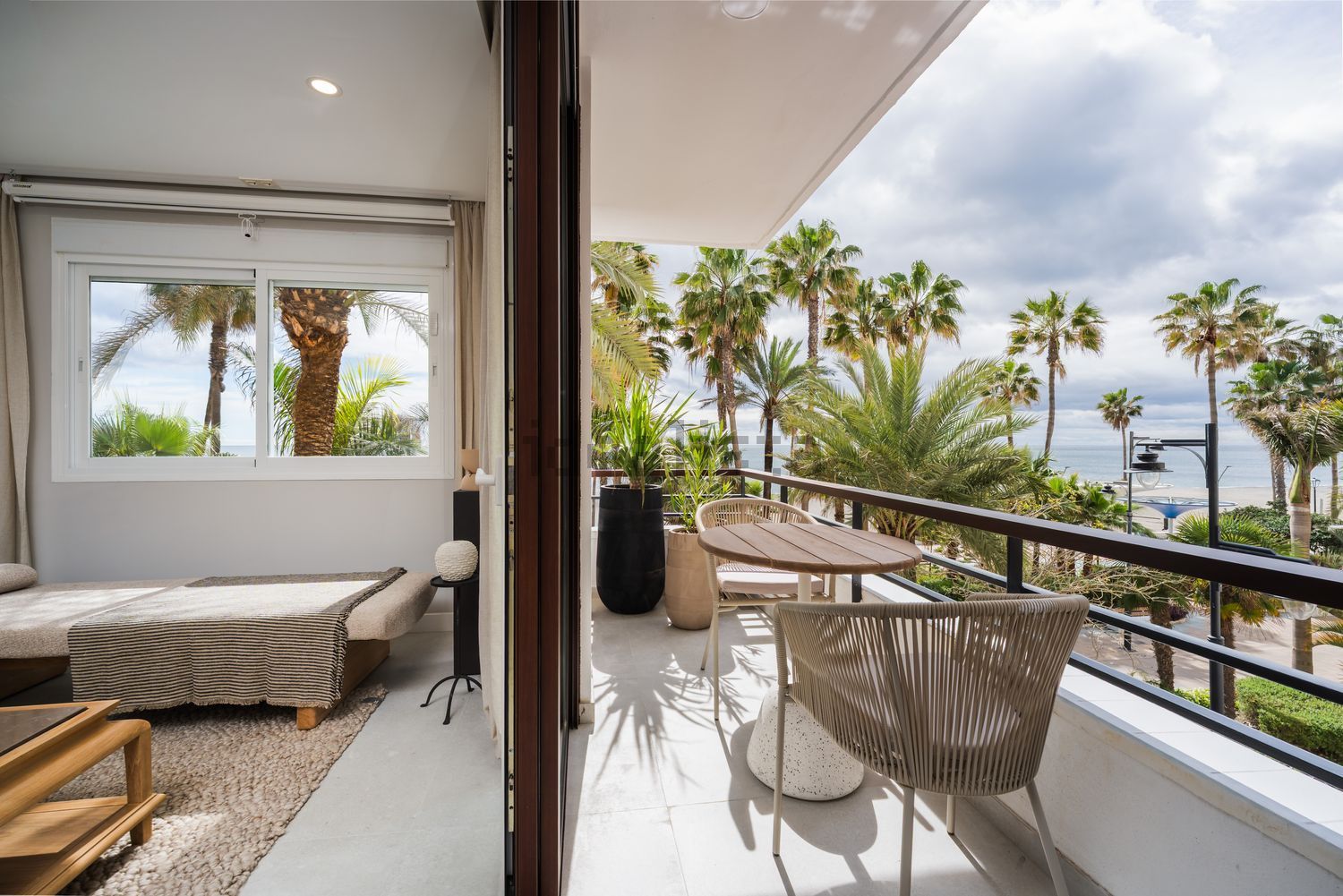 Appartement en première ligne de plage à Estepona
