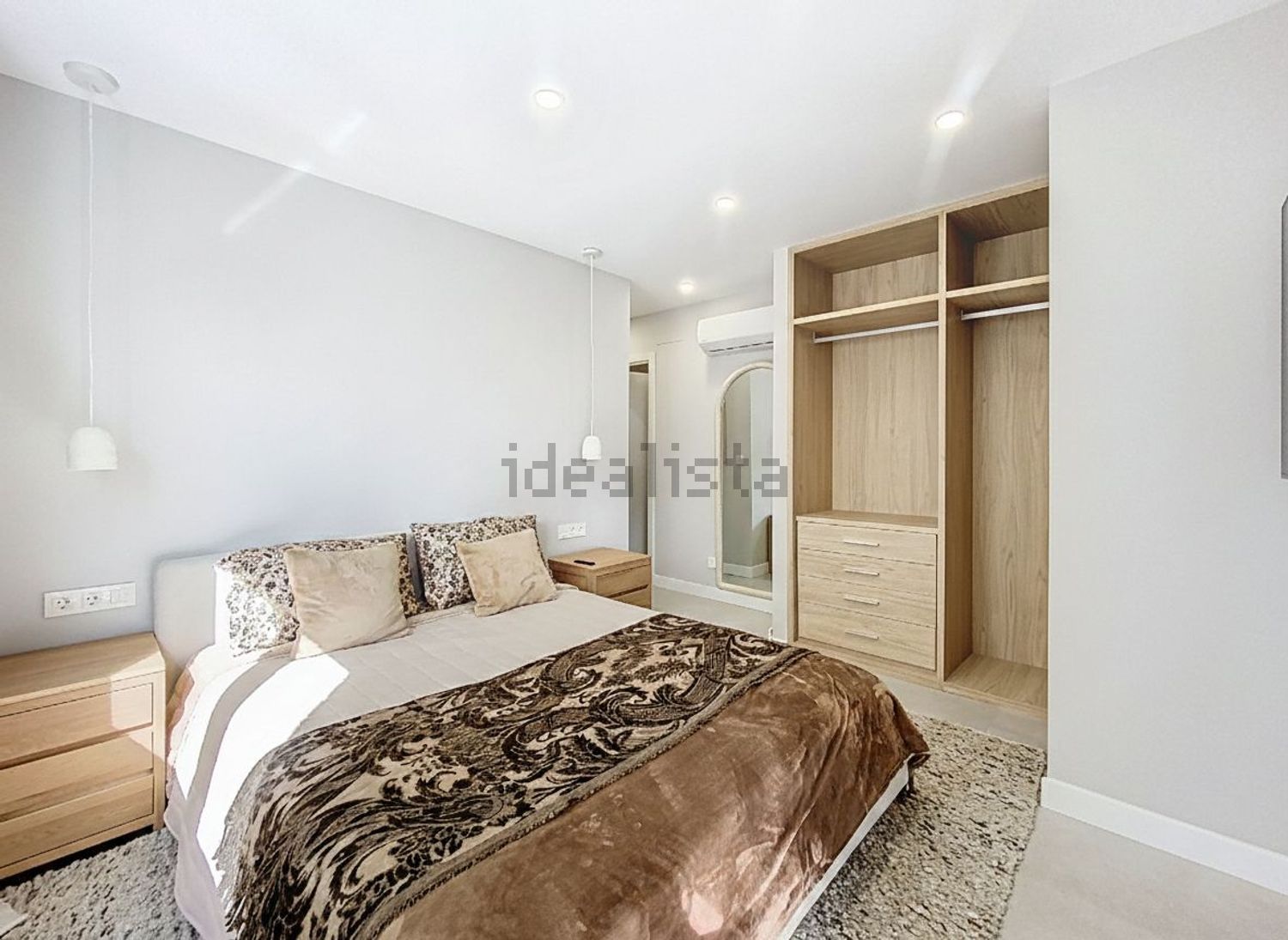 Beachfront flat in Estepona — Bathroom