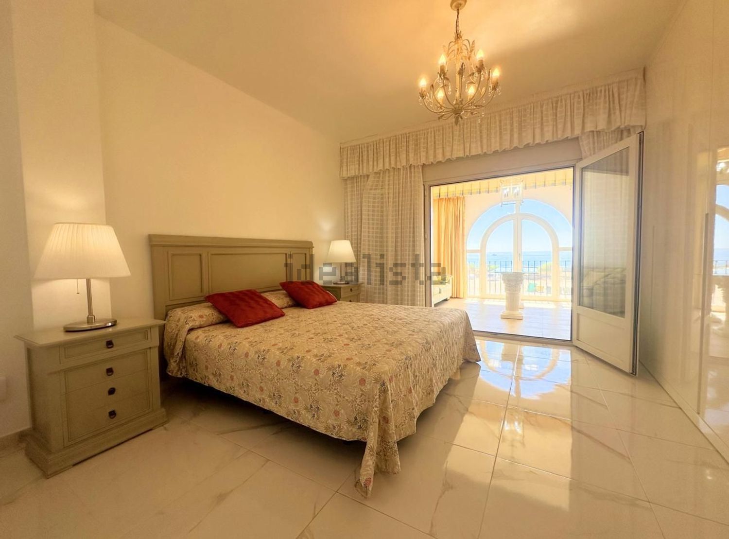Chalet com acesso direto à praia em Estepona — Quarto