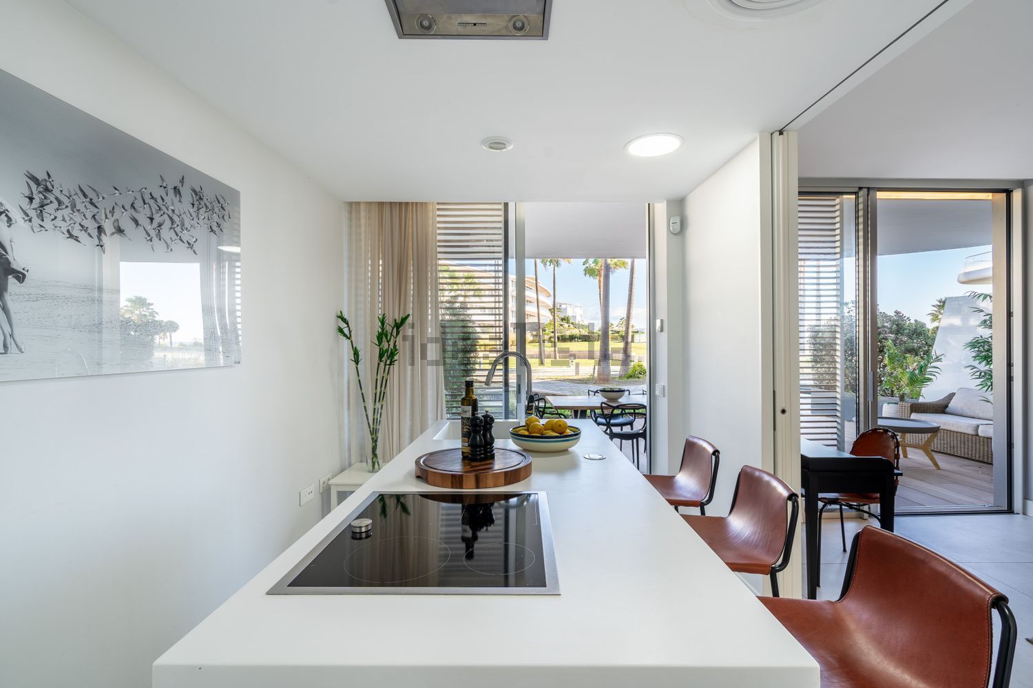 Beachfront flat in Estepona — Kitchen