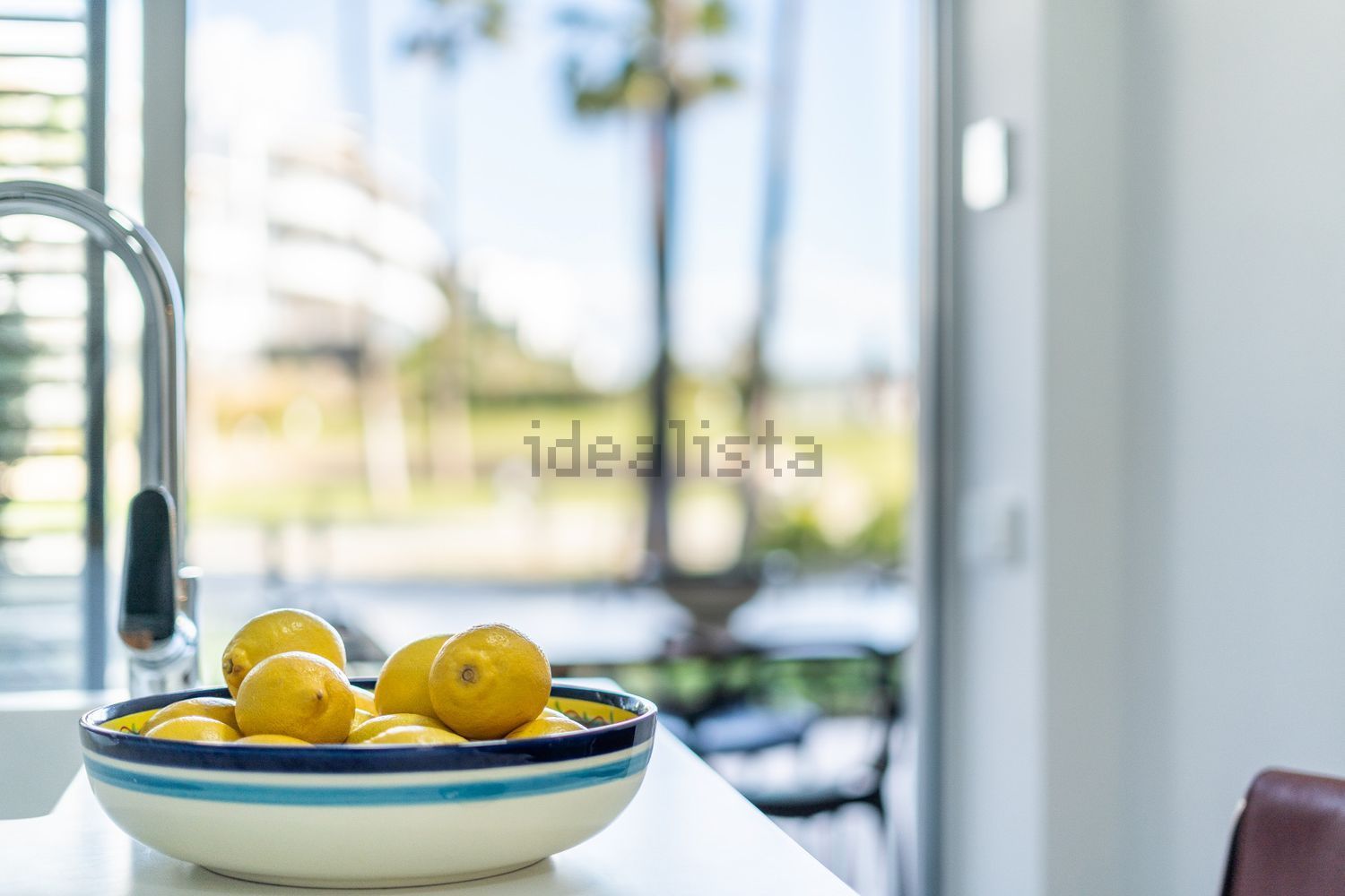 Beachfront flat in Estepona — Bedroom