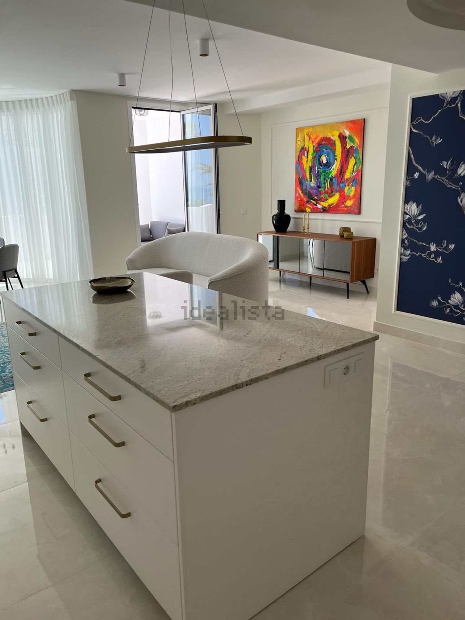 Beachfront flat in Estepona — Kitchen