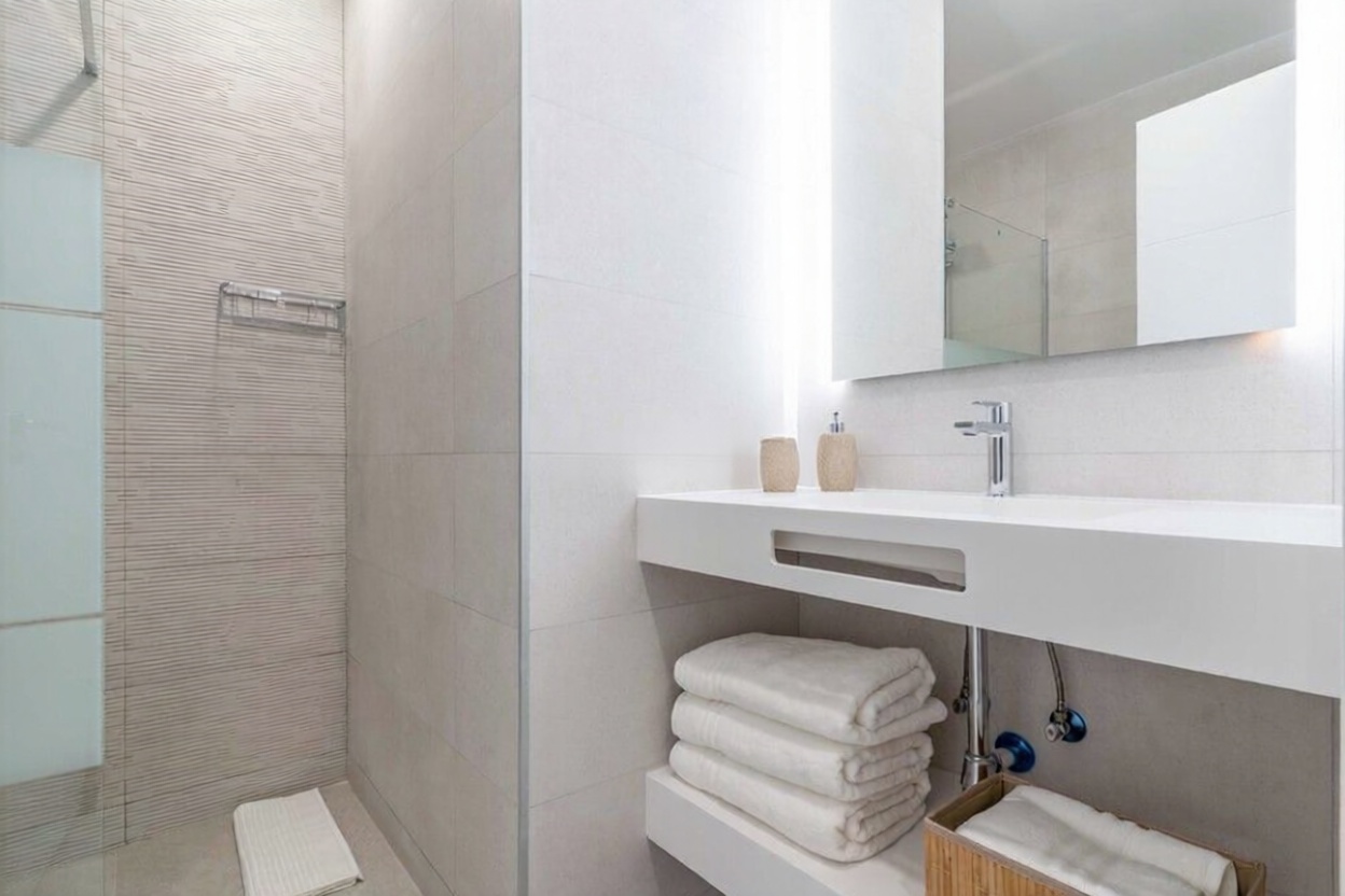 Wohnung in erste Strandlinie in Estepona — Schlafzimmer
