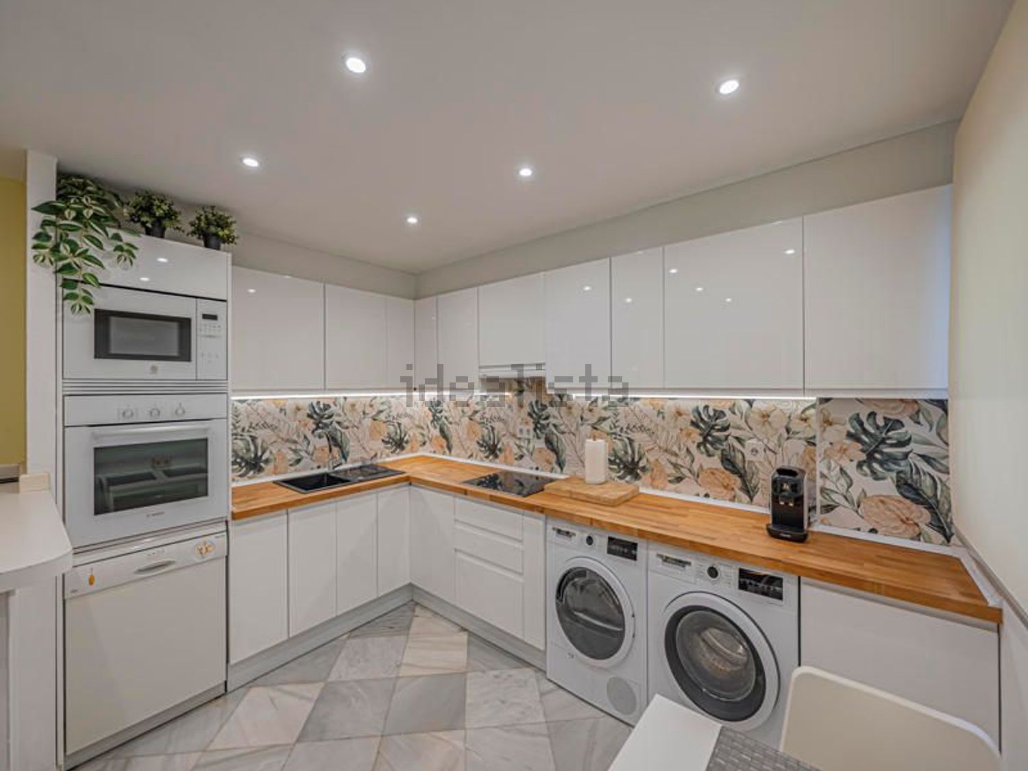 Appartement à vendre pieds dans l'eau à Estepona