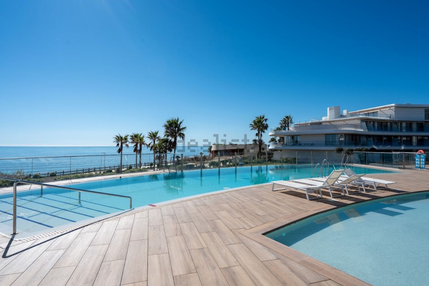 Appartement à vendre pieds dans l'eau à Estepona