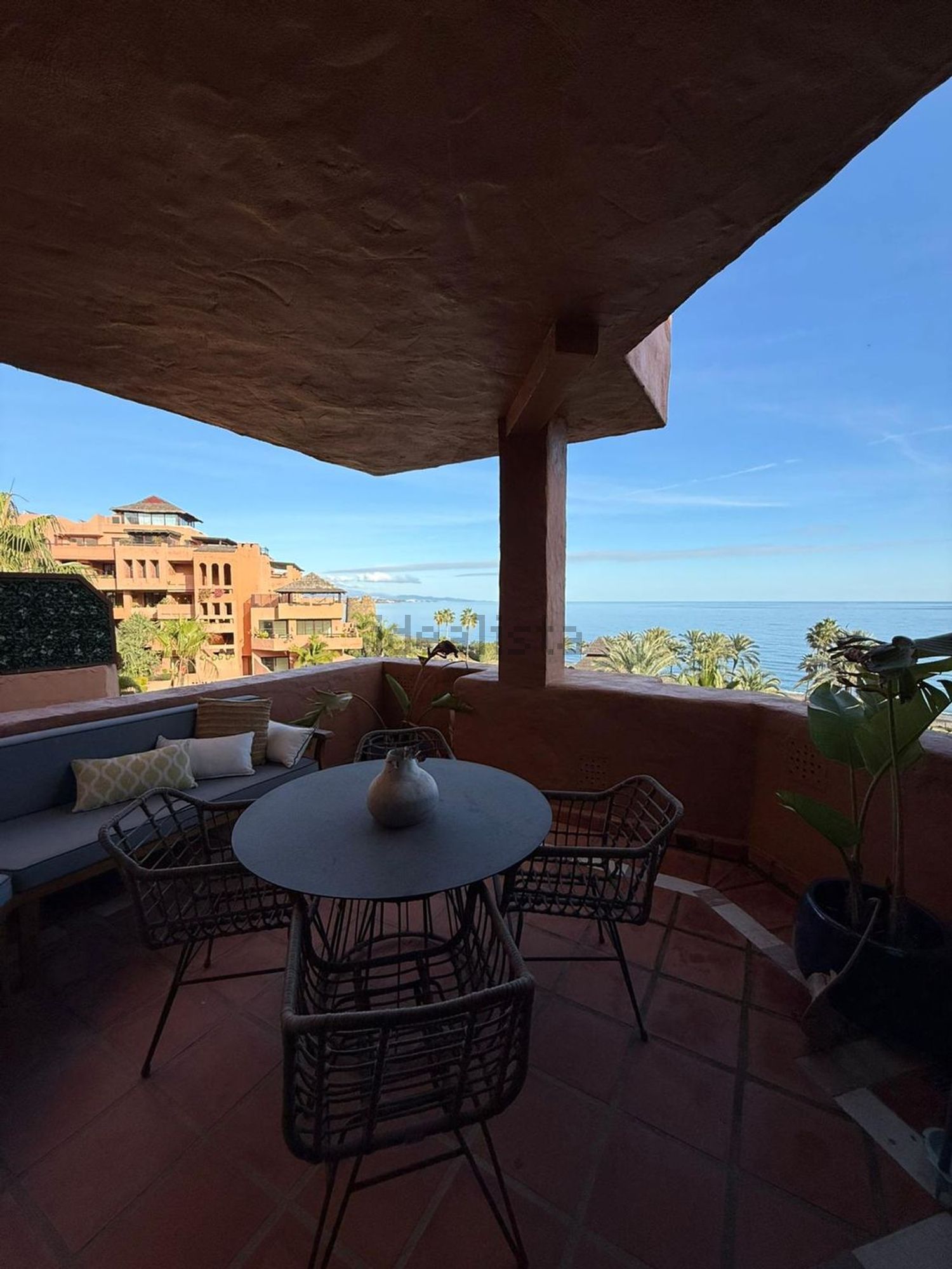 Apartamento em primeira linha de praia em Estepona
