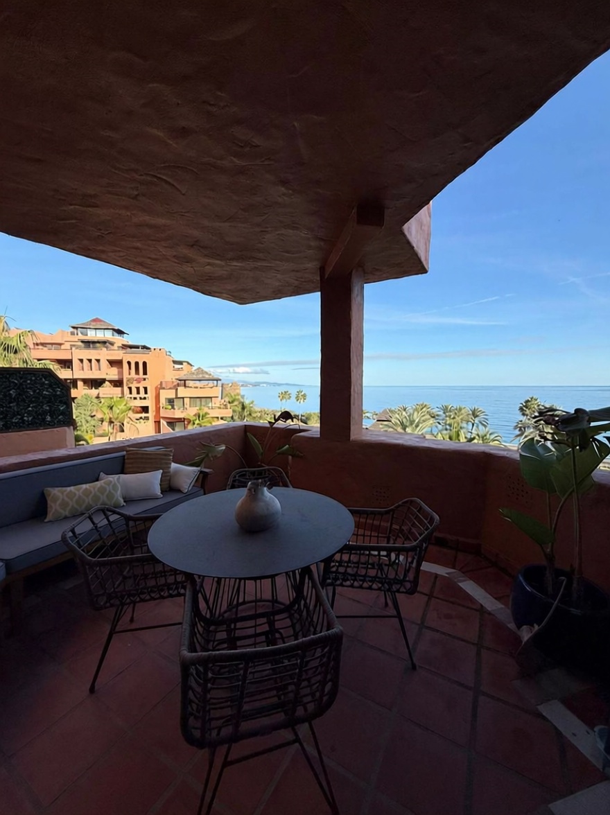 Appartement en première ligne de plage à Estepona