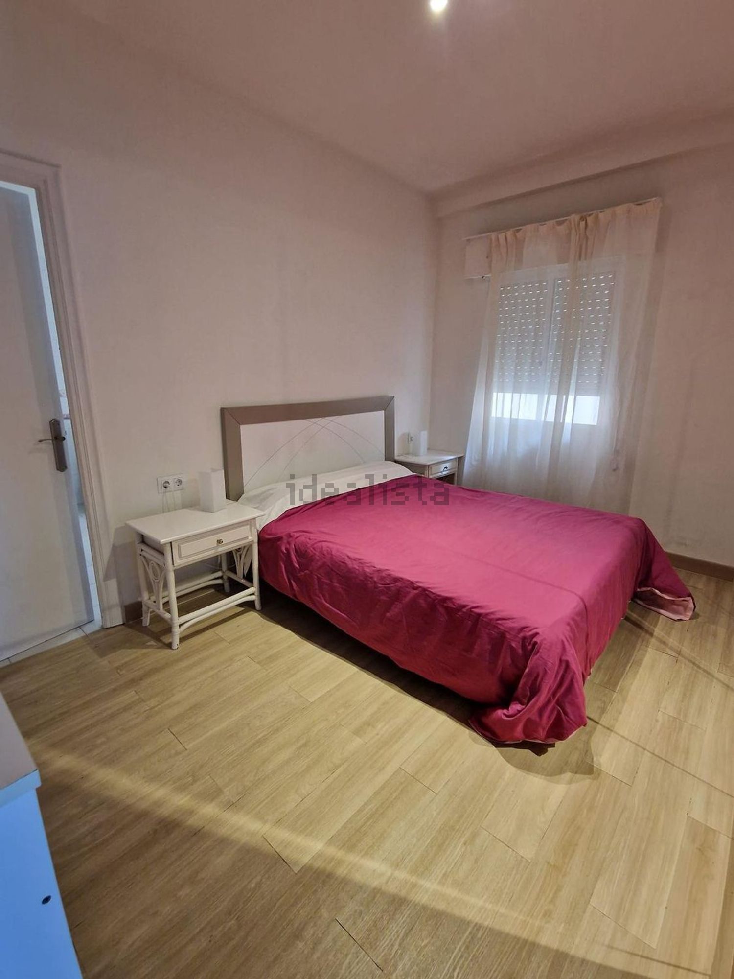 Beachfront flat in Estepona — Bedroom