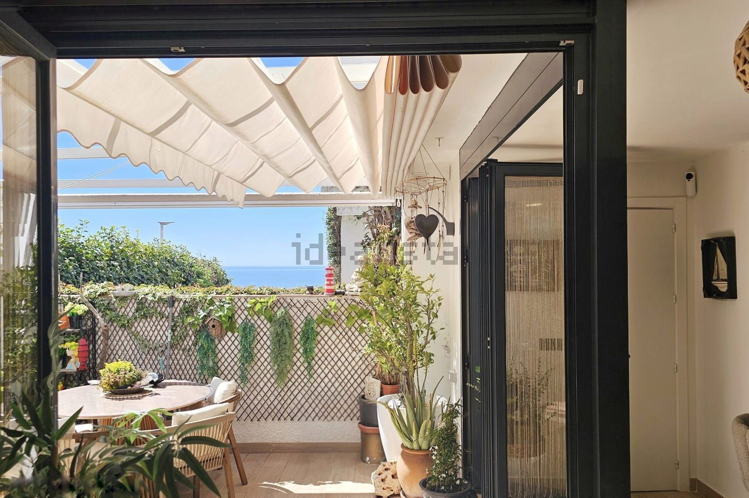 Chalet with direct beach access in Estepona — Sea terrace