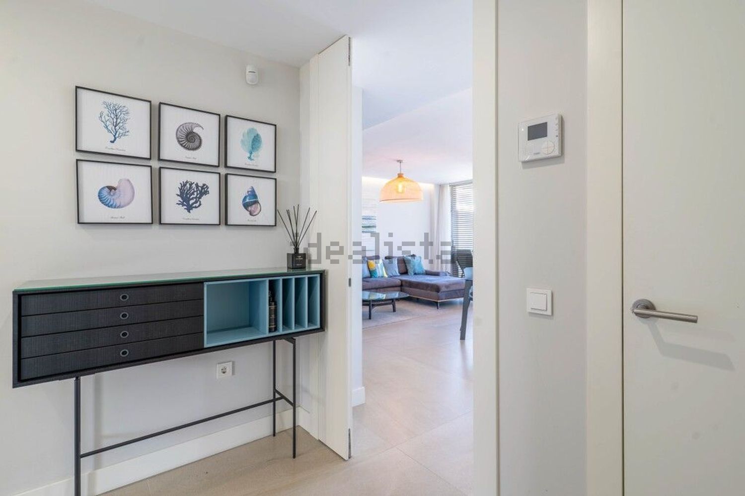 Beachfront flat in Estepona — Bathroom