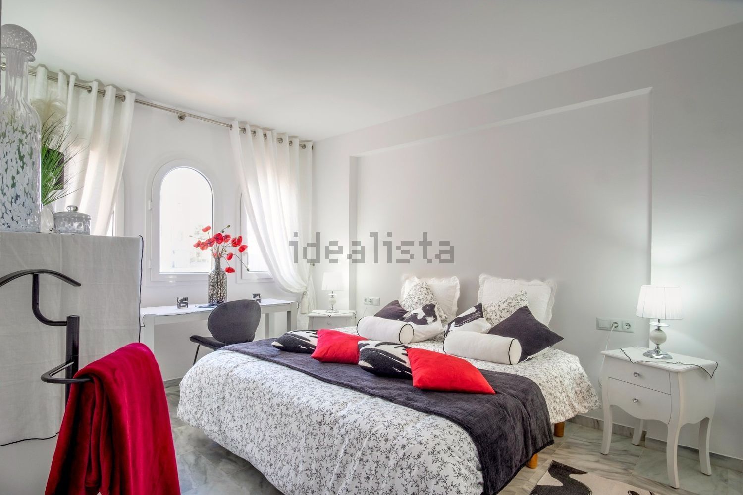 Ático em primeira linha de mar em Estepona — Quarto