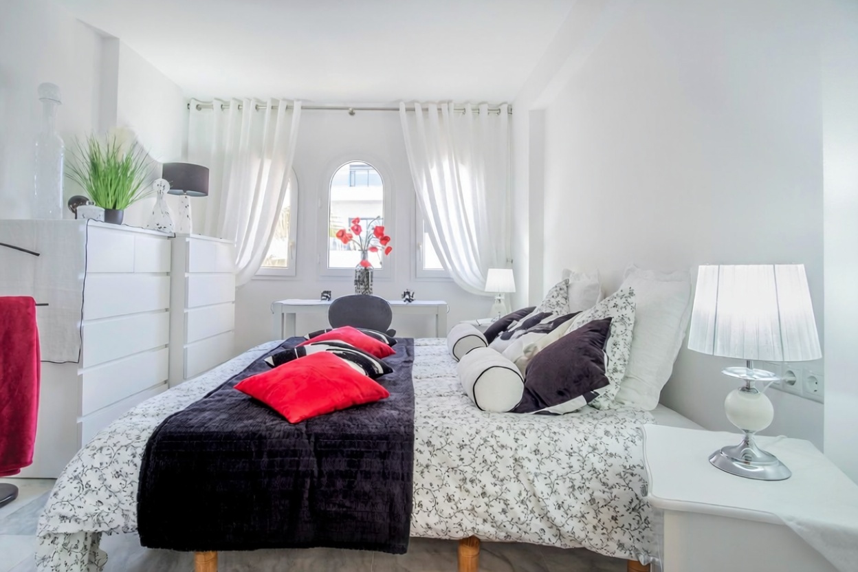 Seafront attic in Estepona — Bathroom