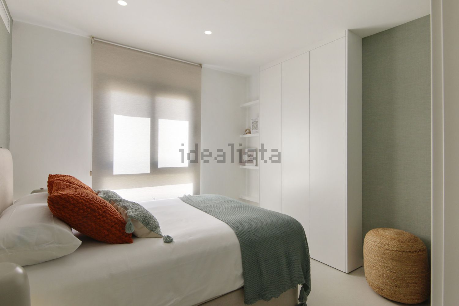 Ático en primera línea de mar en Estepona — Dormitorio