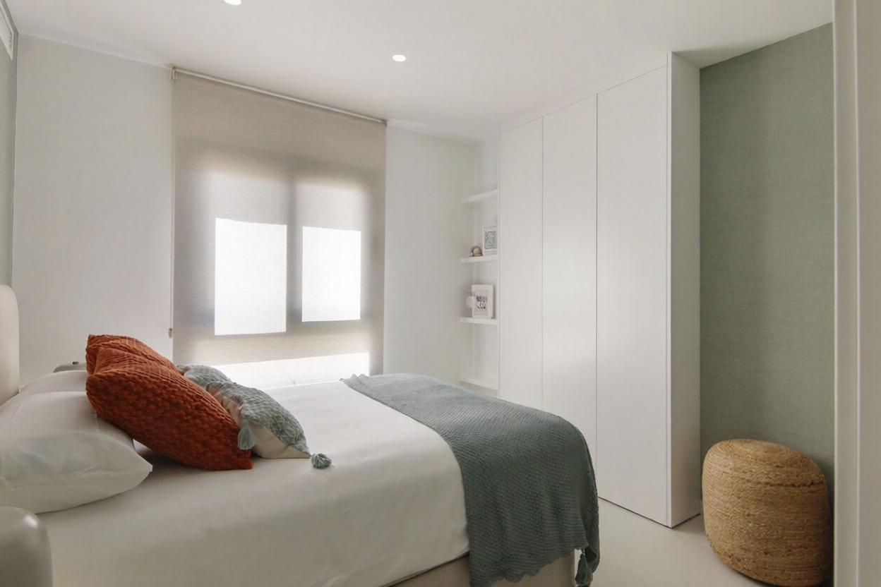 Appartement en attique en première ligne de mer à Estepona — Chambre