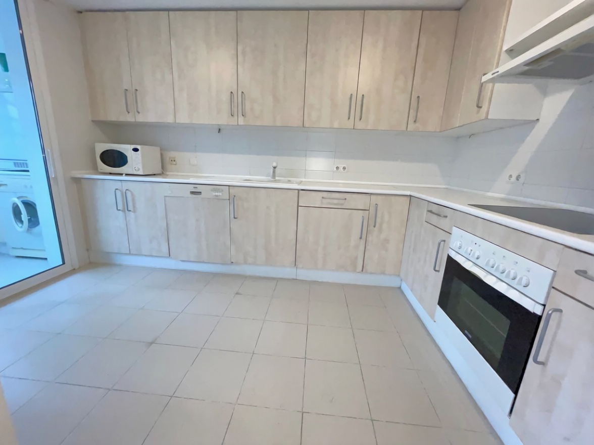 Chalet with direct beach access in Estepona — Kitchen