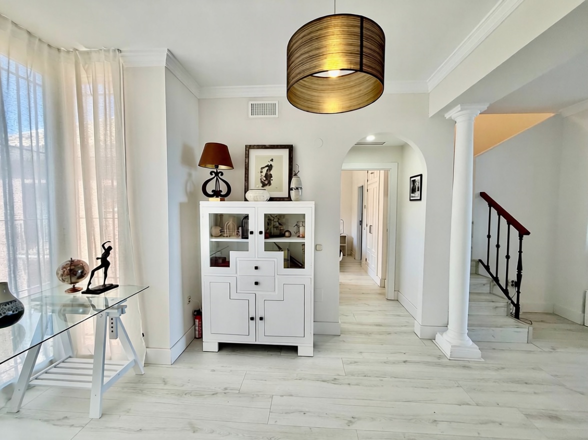 Seafront attic in Casares — Kitchen