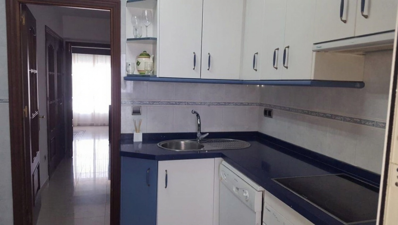 Chalet con acceso directo a playa en Estepona — Cocina