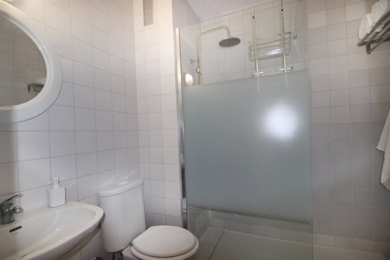 Chalet avec accès direct à la plage à Casares — Sanitaires