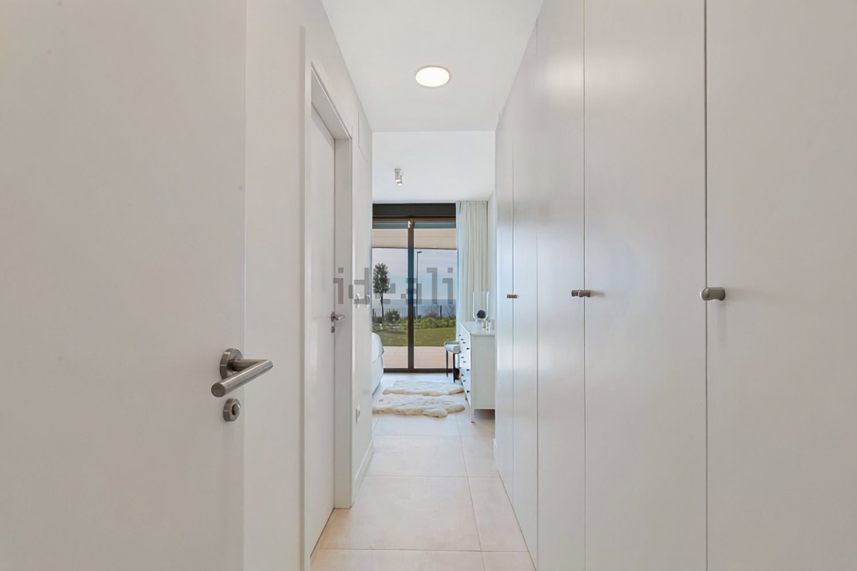 Beachfront flat in Casares — Bedroom