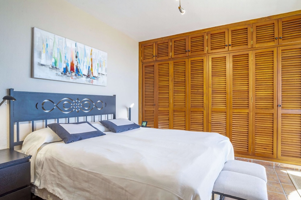 Chalet avec accès direct à la plage à Casares — Chambre