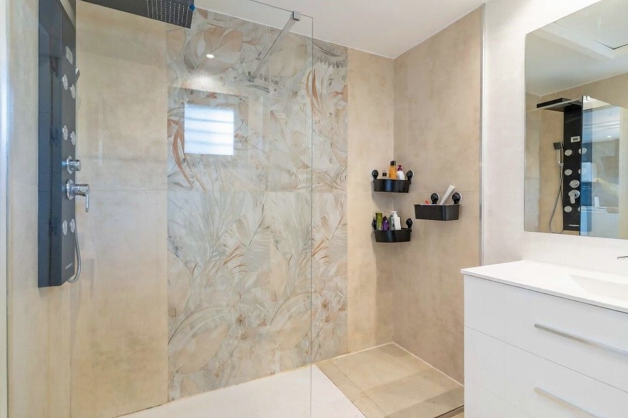 Beachfront duplex in Casares — Bedroom
