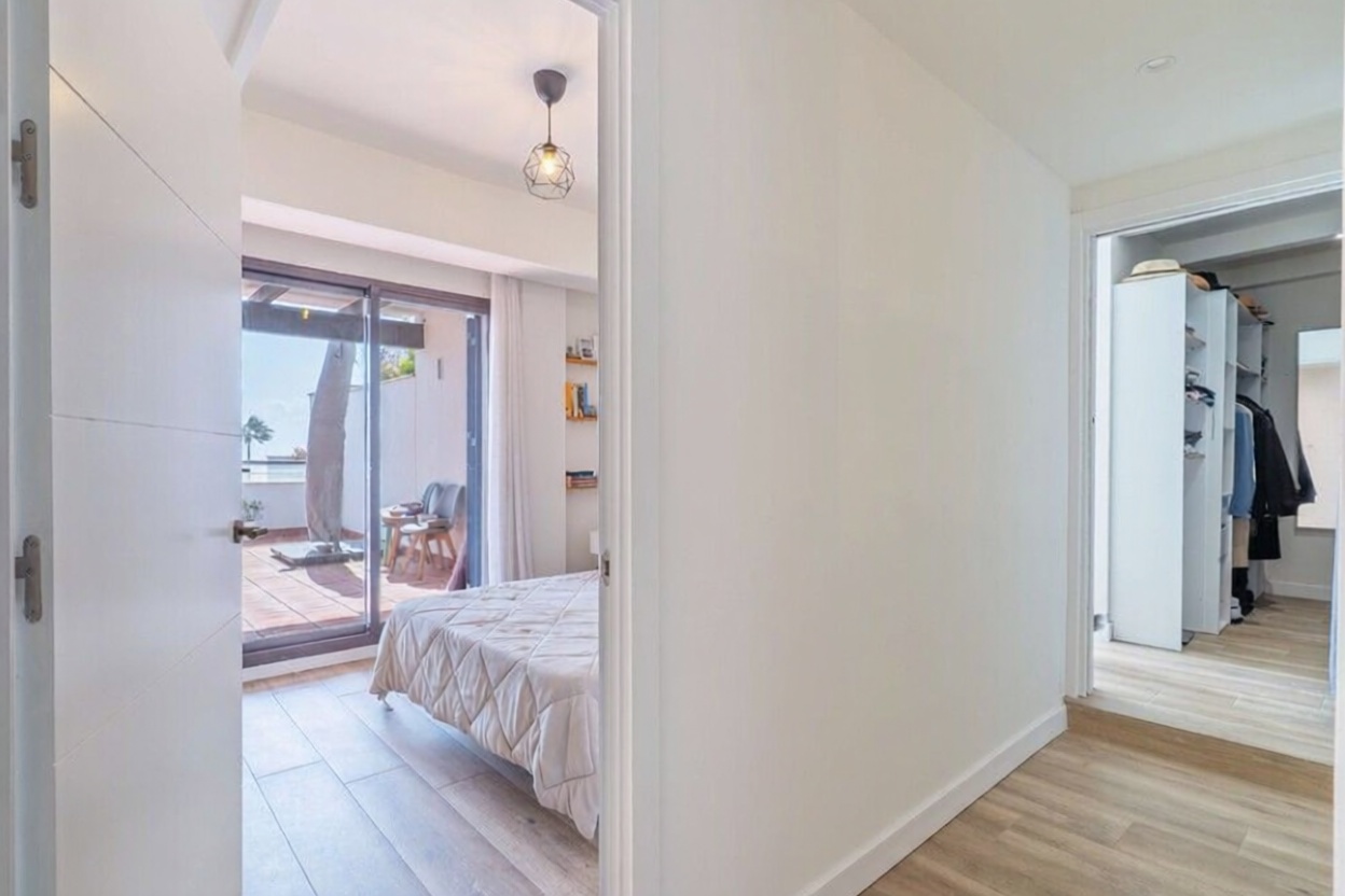 Beachfront duplex in Casares — Bathroom