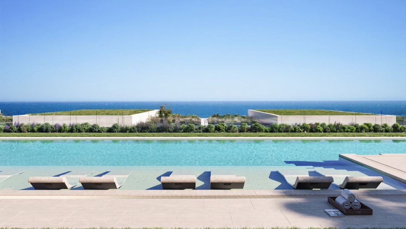 Beachfront flat in Manilva — Pool