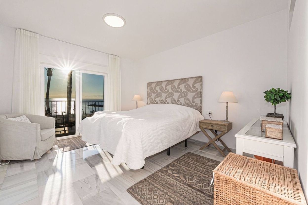 Chalet avec accès direct à la plage à Puerto de la Cruz — Chambre