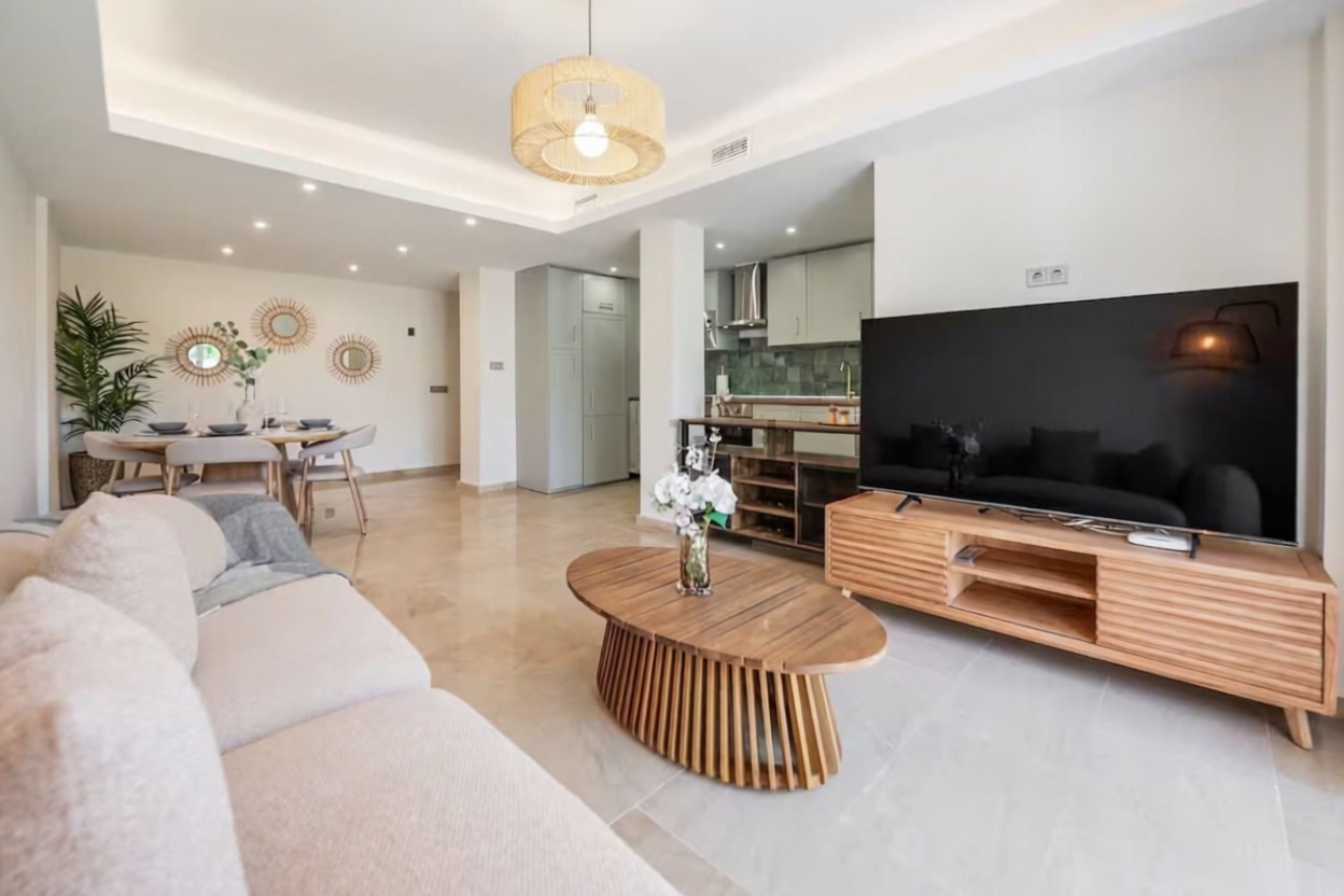 Appartement en première ligne de plage à Puerto de la Cruz — Séjour