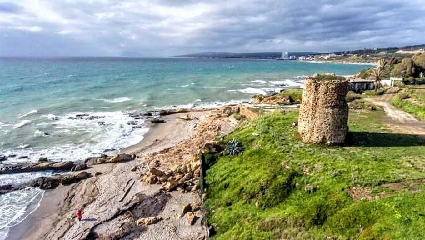 Appartement en première ligne de plage à Manilva — Vue mer