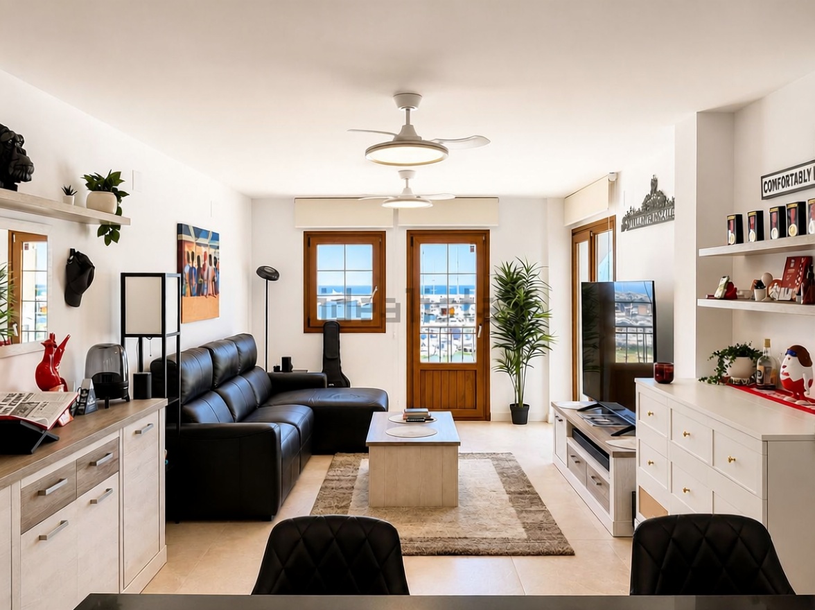 Beachfront flat in Puerto de la Cruz — Living room