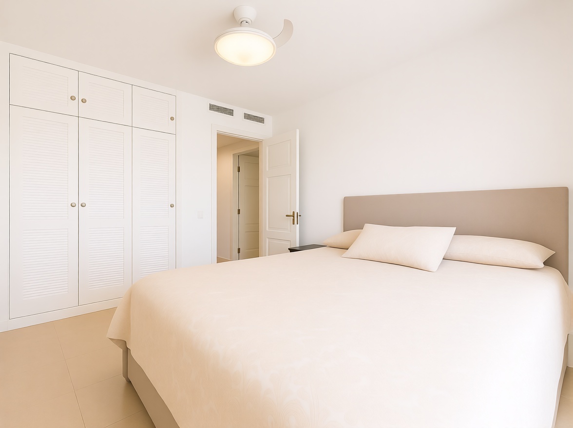 Beachfront flat in Puerto de la Cruz — Bedroom