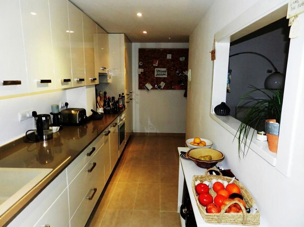 Beachfront flat in Puerto de la Cruz — Kitchen