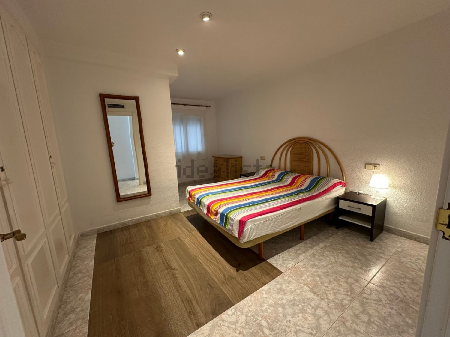 Flat for sale frontline beach in Alcossebre — Bedroom