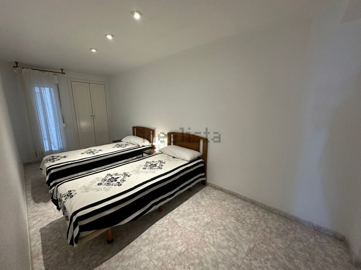 Flat for sale frontline beach in Alcossebre — Bedroom