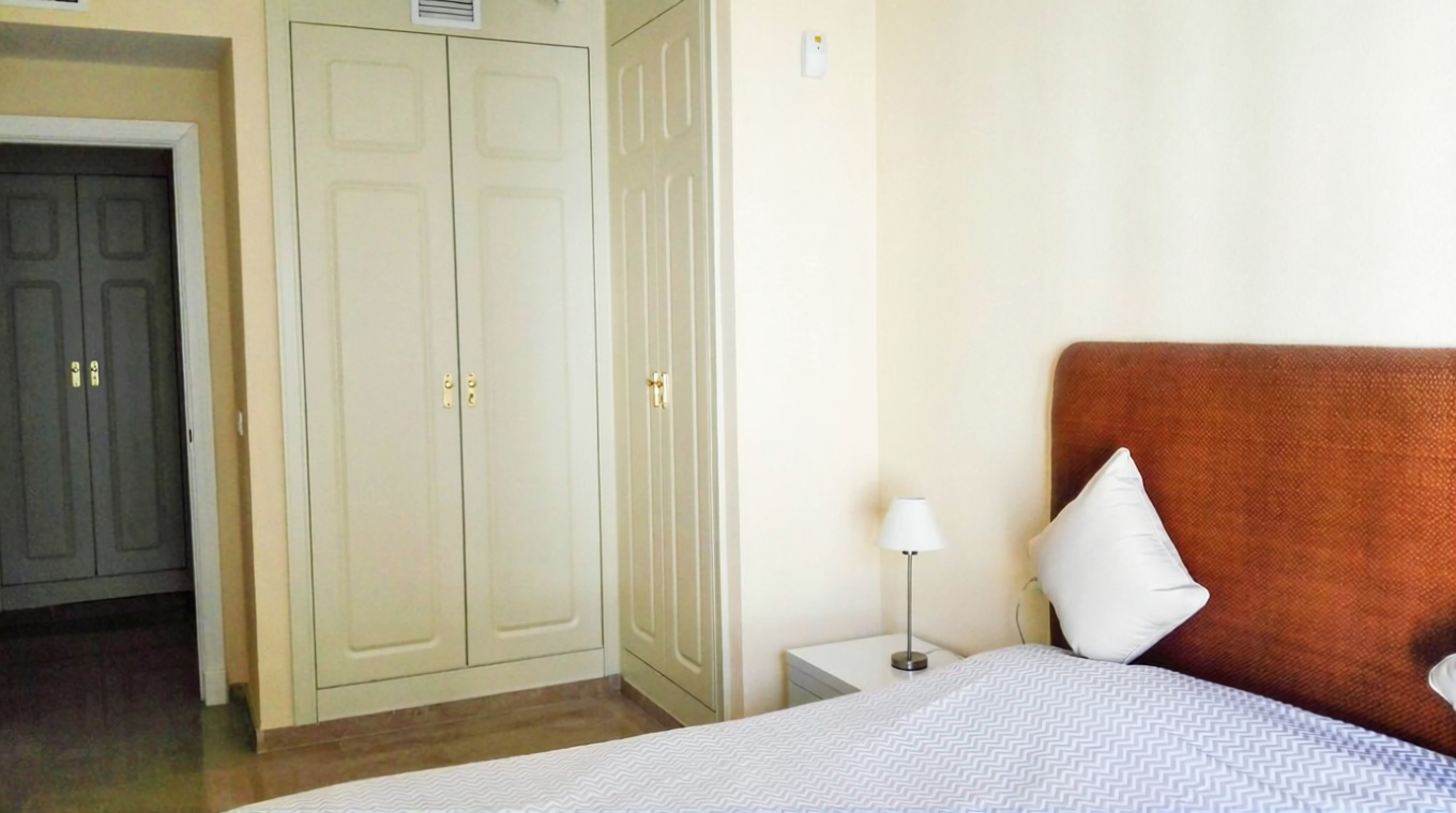 Beachfront flat in Puerto de la Cruz — Bedroom