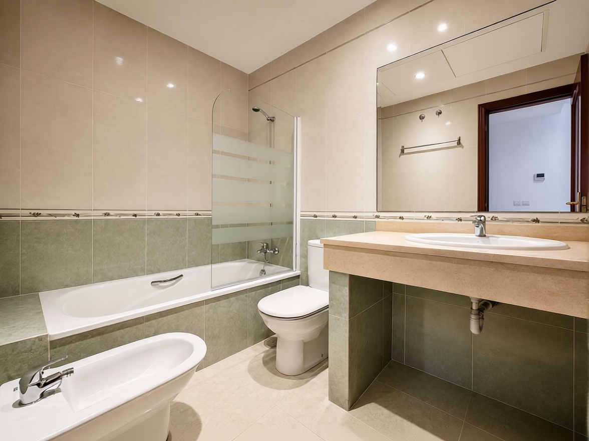Appartement en première ligne de plage à Manilva — Sanitaires