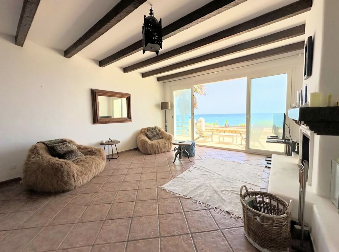 Chalet avec accès direct à la plage à Cullera — Séjour
