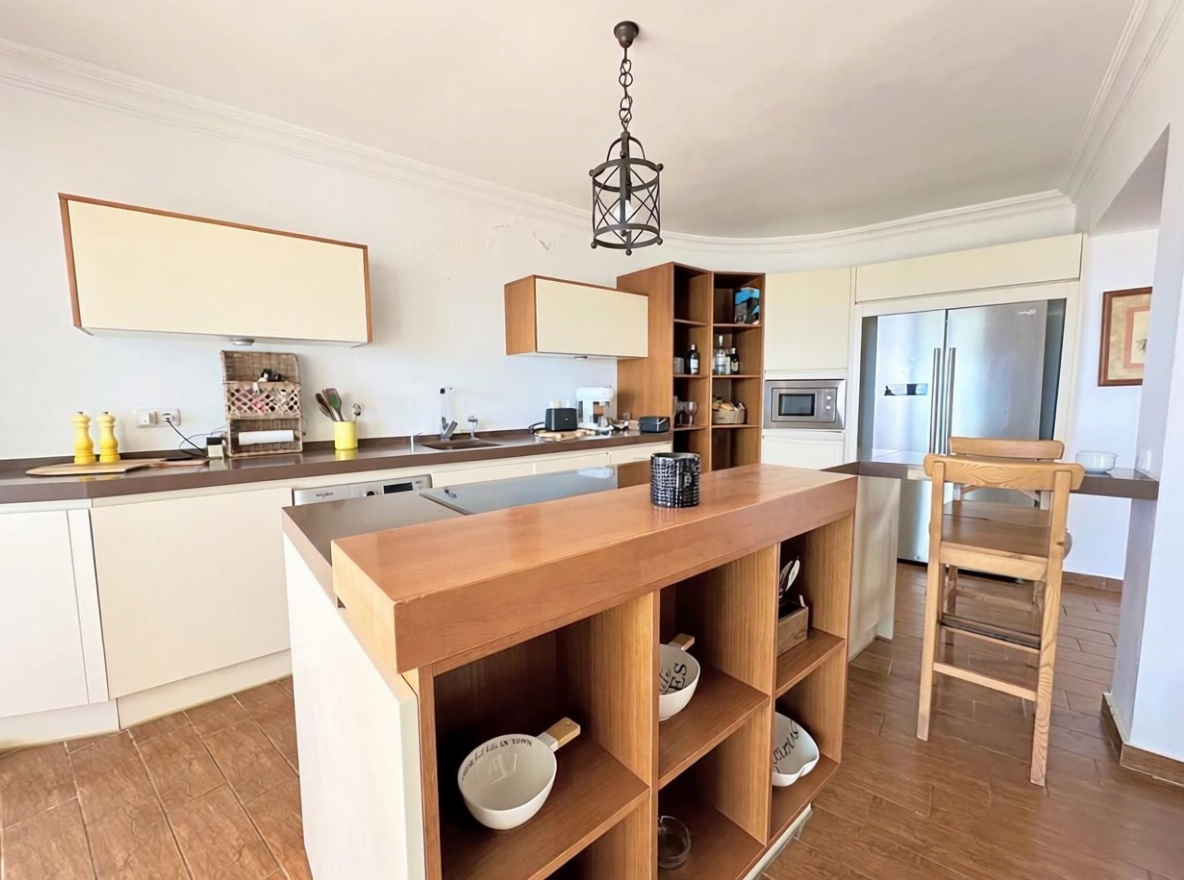 Chalet avec accès direct à la plage à Cullera — Cuisine