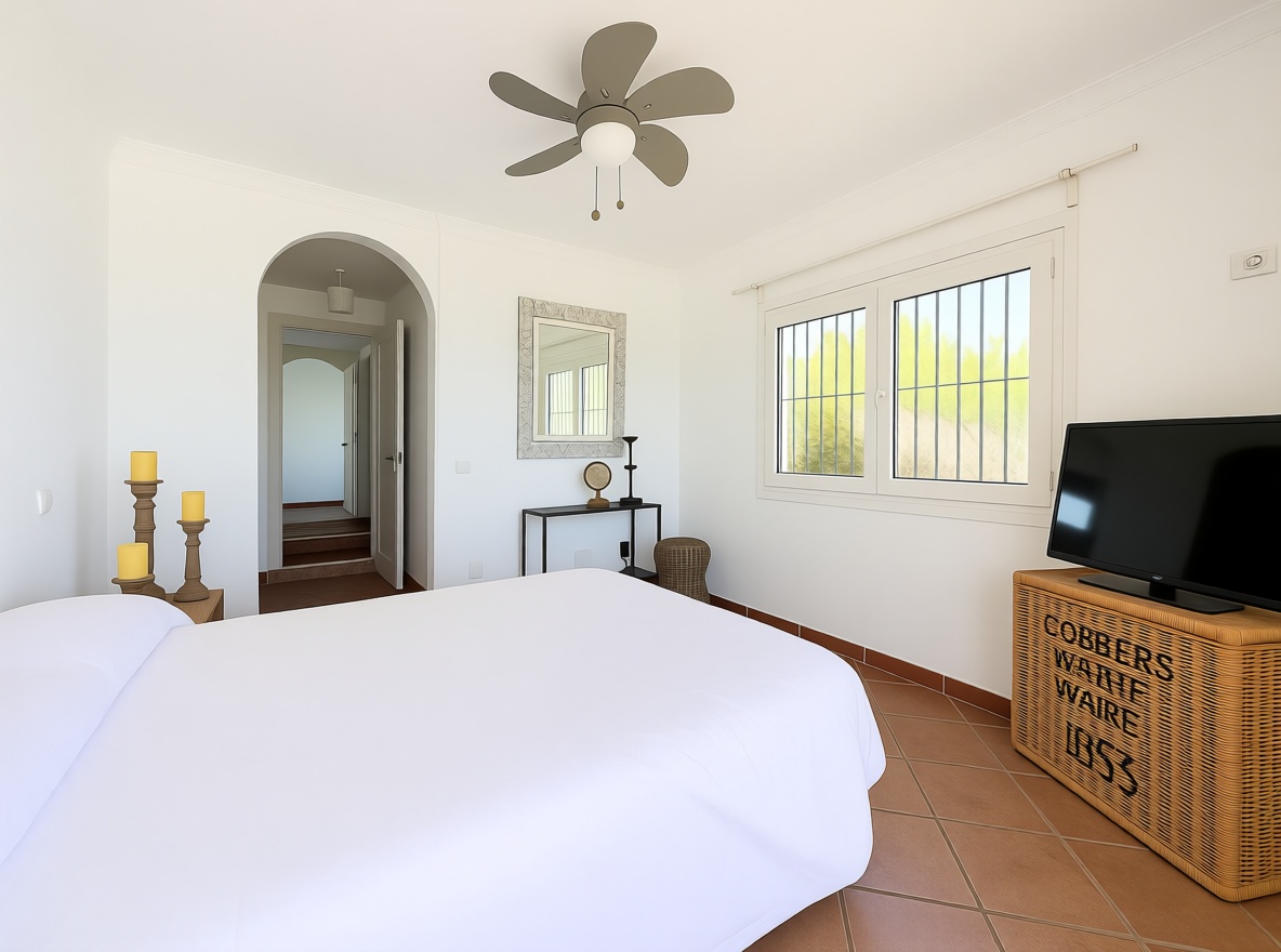 Chalet avec accès direct à la plage à Cullera — Chambre