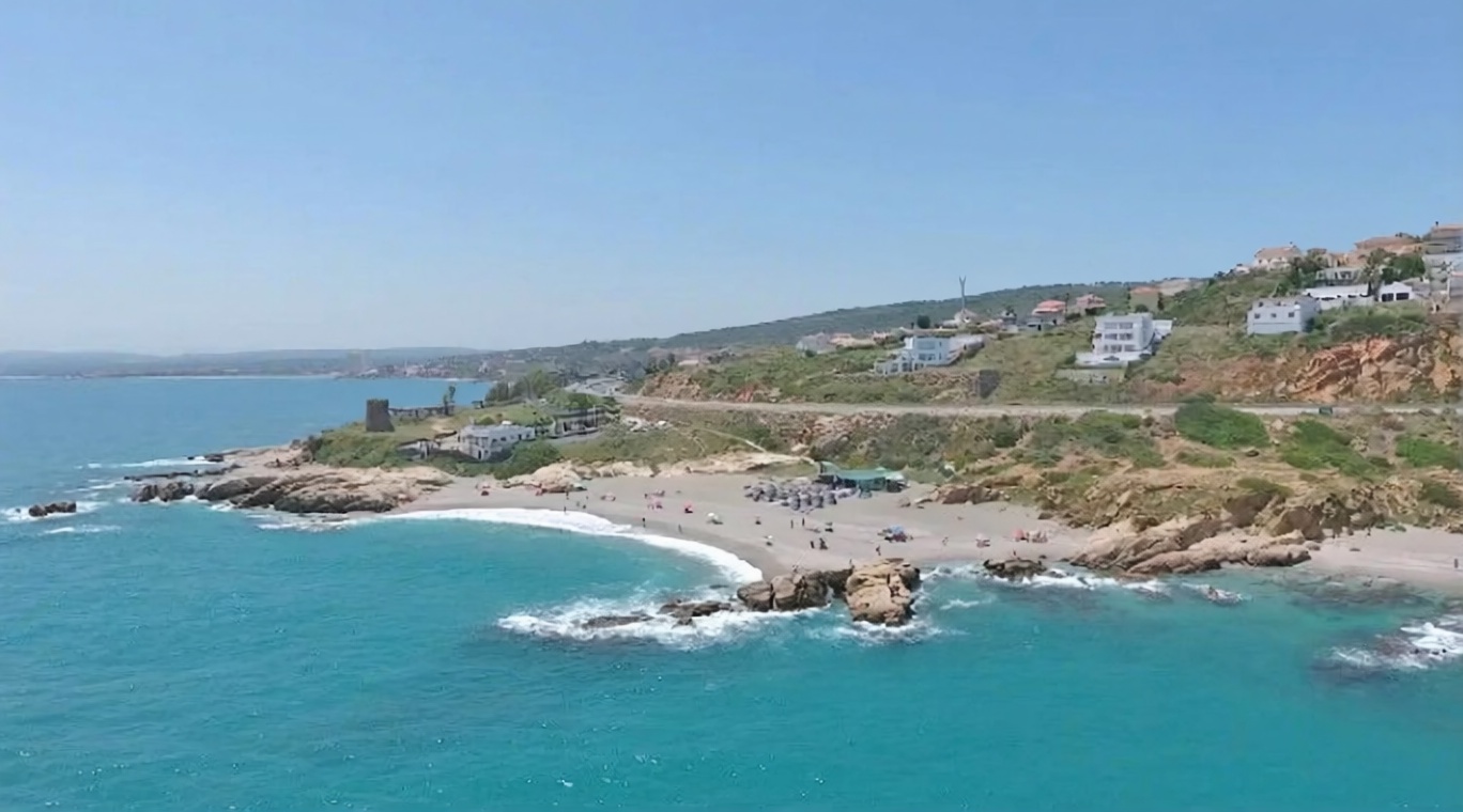 Chalet with direct beach access in Cullera — Sea view