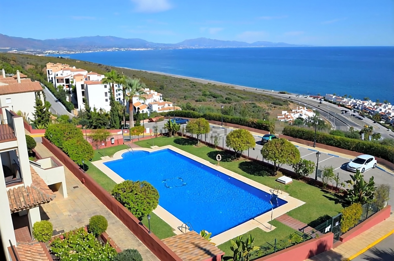 Appartement en attique en première ligne de mer à Cullera — Vue mer