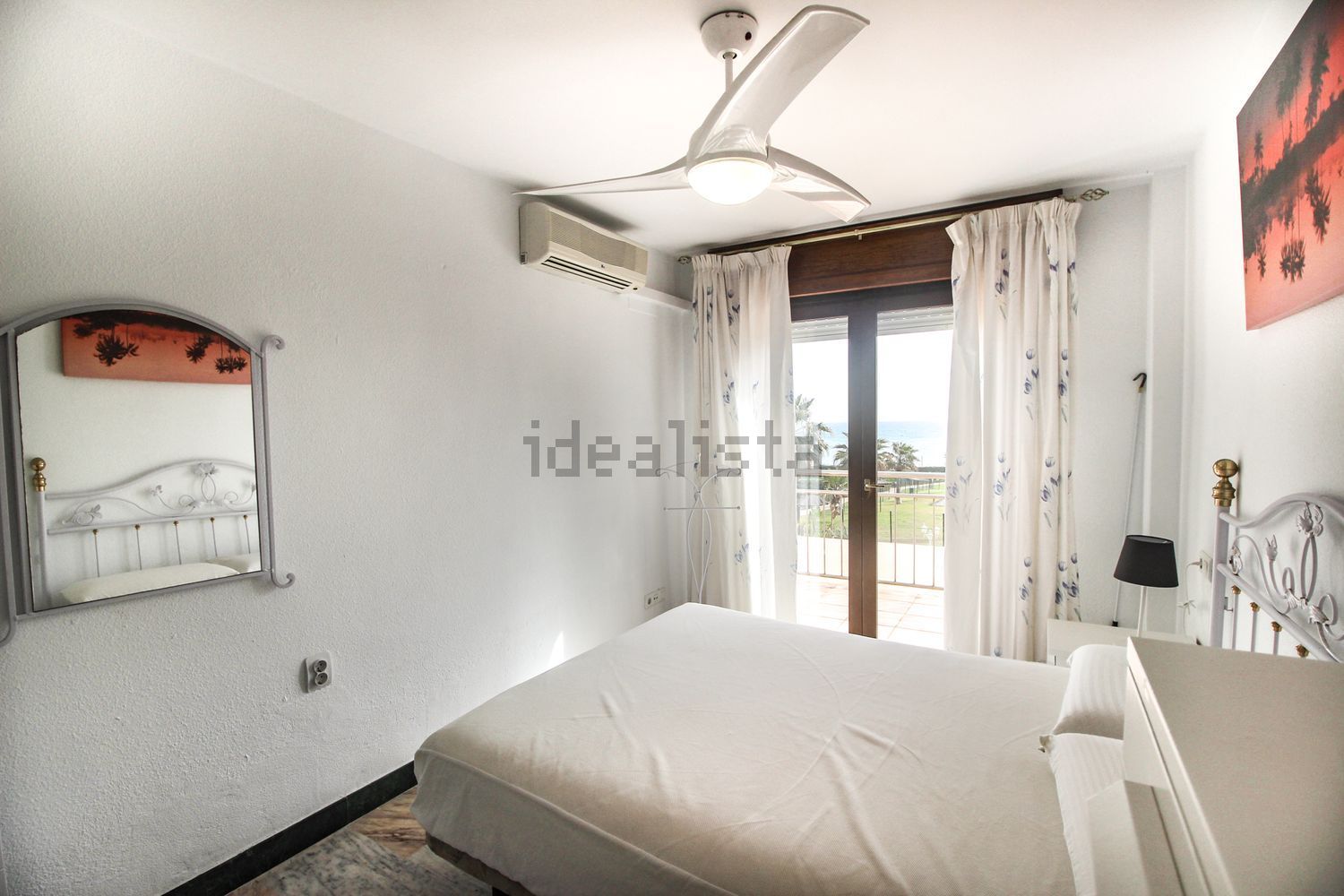 Chalet avec accès direct à la plage à Manilva — Chambre