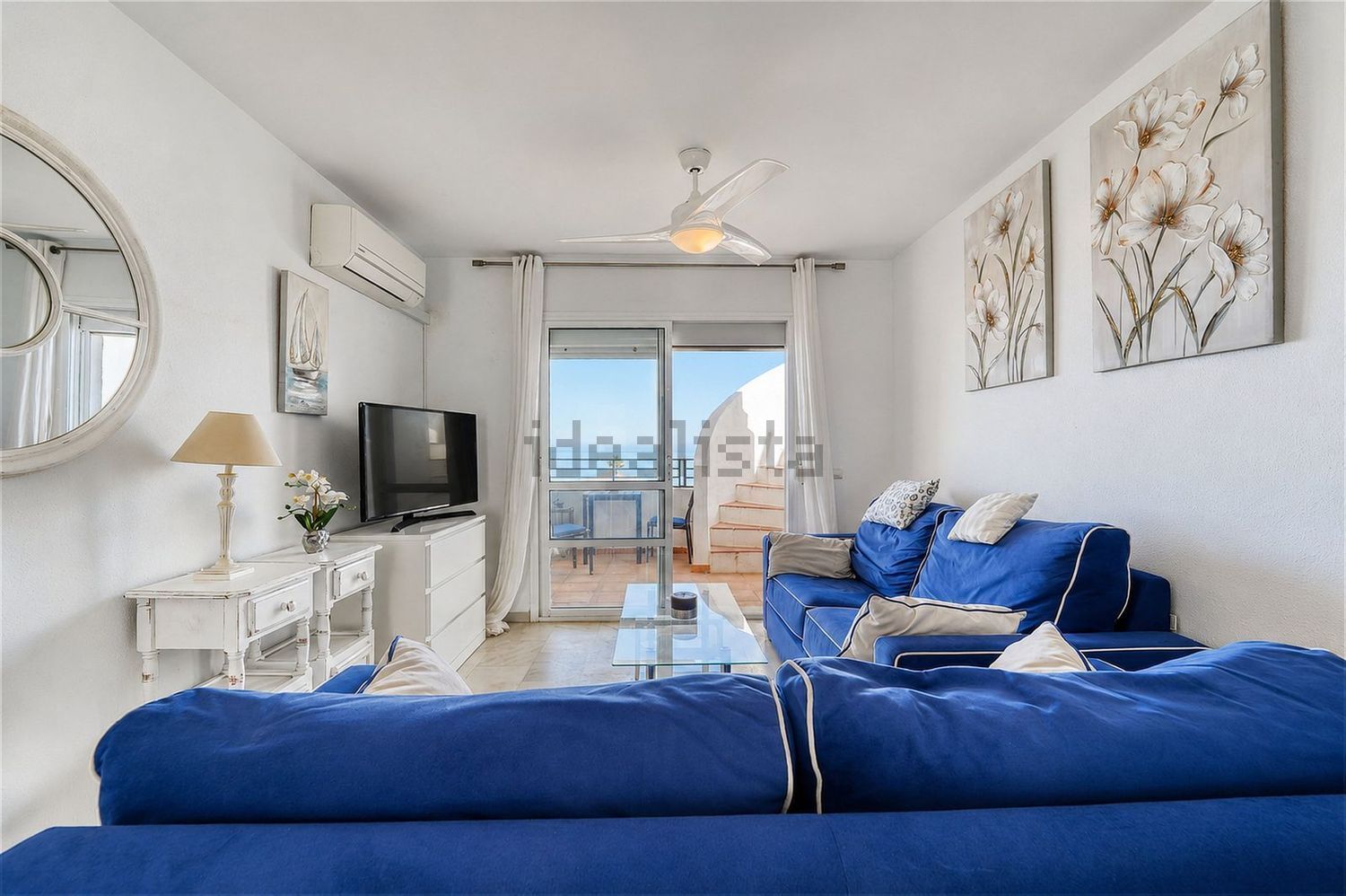 Duplex en première ligne de plage à Manilva — Séjour