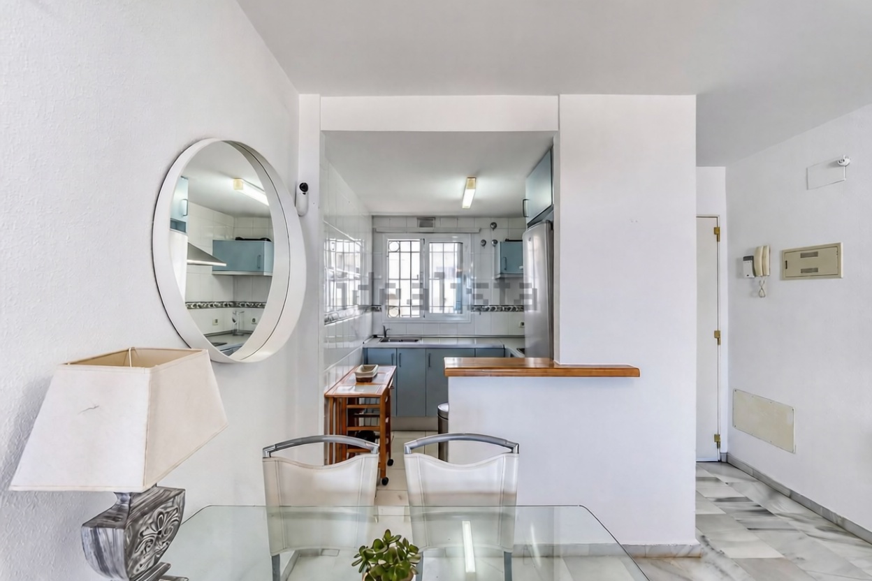Duplex em primeira linha de praia em Manilva — Cozinha