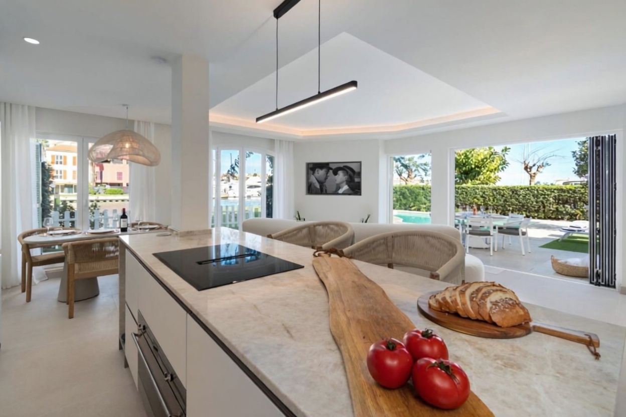Chalet avec accès direct à la plage à Sotogrande — Cuisine