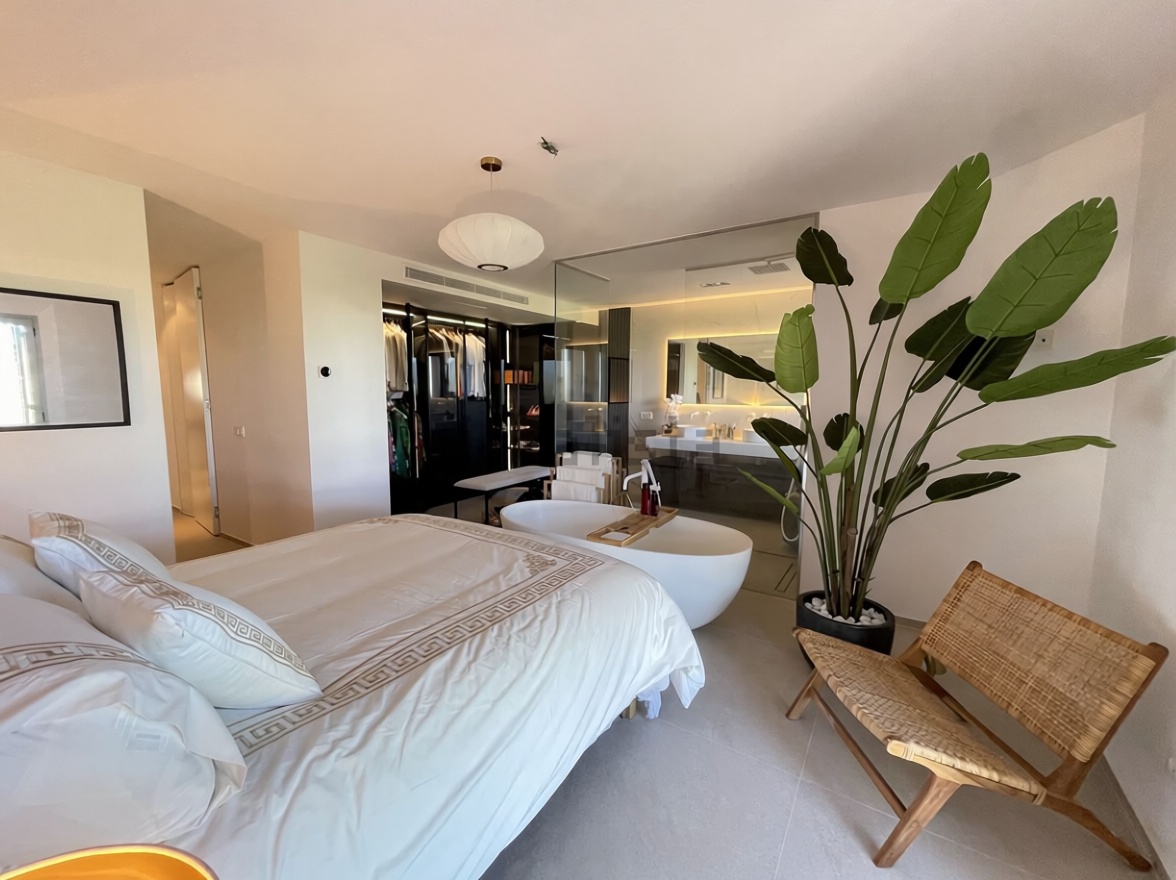 Wohnung in erste Strandlinie in Sotogrande — Bad