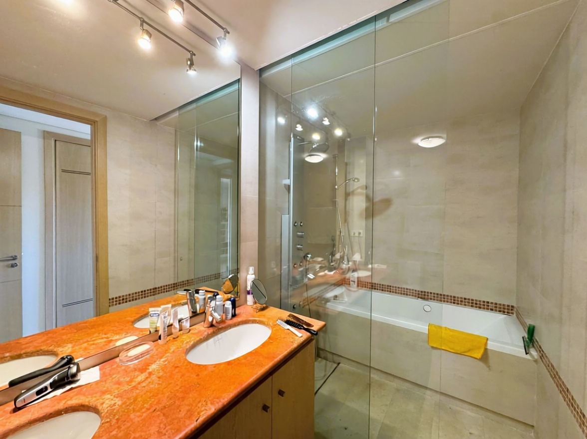 Appartement en première ligne de plage à Sotogrande — Sanitaires