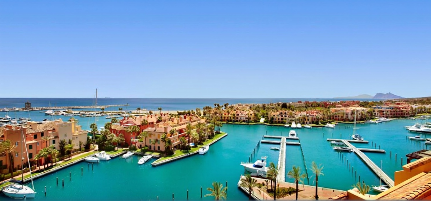 Wohnung in erste Strandlinie in Sotogrande — Meerblick